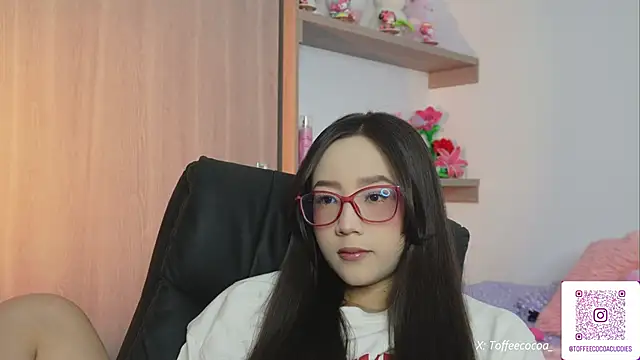 Snapshot of sophi_lii chatting on 06/07/26, 10:26 sophi lii online show from 06/07/26, 10:26
