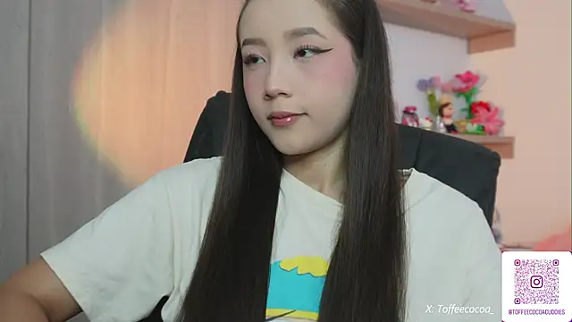 Snapshot of sophi_lii chatting on 06/26/26, 10:48 sophi lii online show from 06/26/26, 10:48