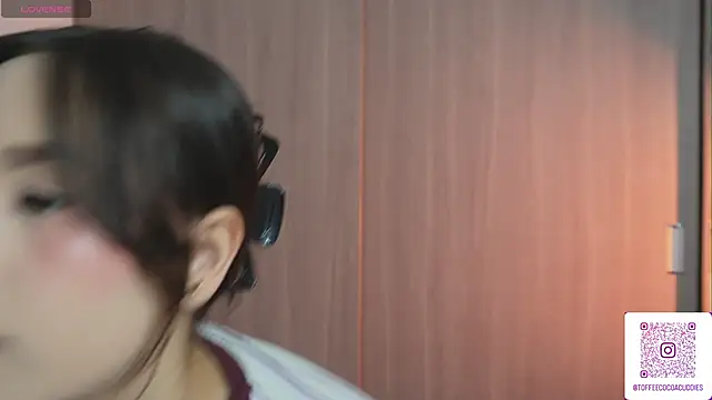 sophi lii online show from 04/22/26, 11:00