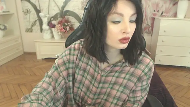 BritneyBarker online show from 04/09/26, 04:14