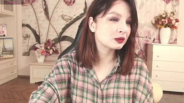 BritneyBarker online show from 10/28/25, 03:07