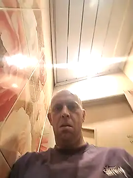 MaxDevilWhite online show from 11/09/25, 10:36