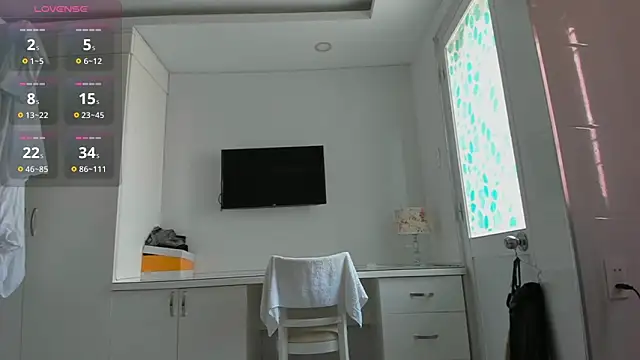 Yuki miiii online show from 04/06/26, 03:57