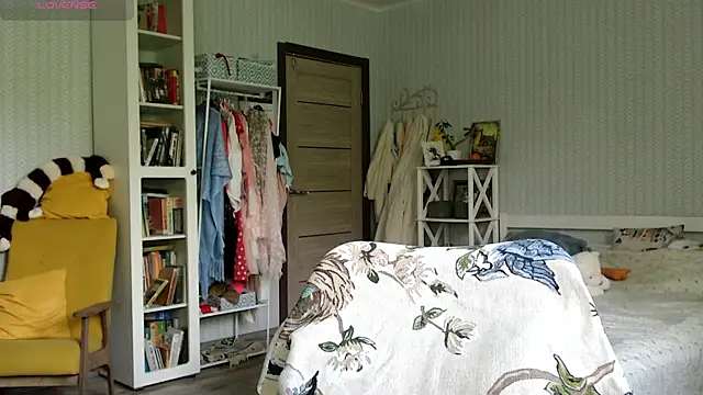 Soffya Soy online show from 06/14/26, 06:58