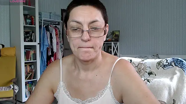 Soffya Soy online show from 06/19/26, 08:31