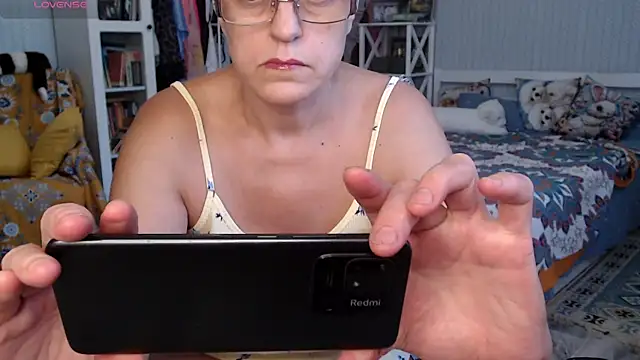 Soffya Soy online show from 07/14/26, 12:00