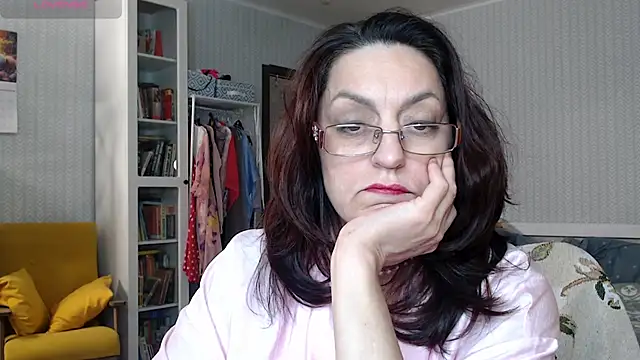 Soffya Soy online show from 05/13/26, 08:49