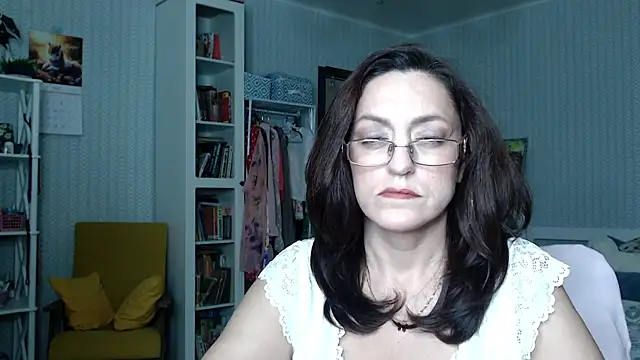 Soffya Soy online show from 05/11/26, 05:32