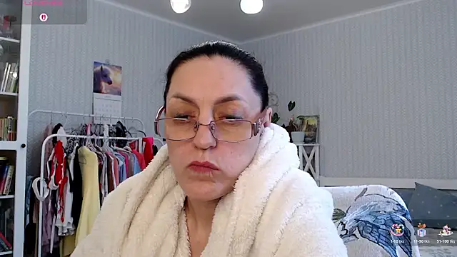 Soffya Soy online show from 04/18/26, 10:17