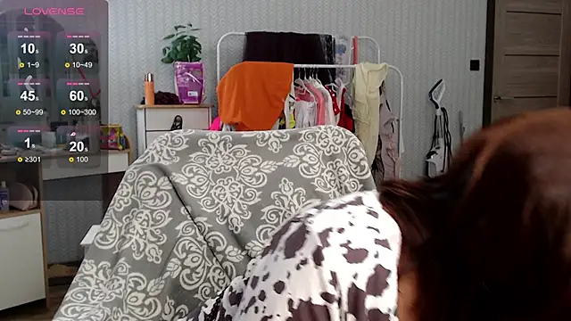 Soffya Soy online show from 11/29/25, 12:11