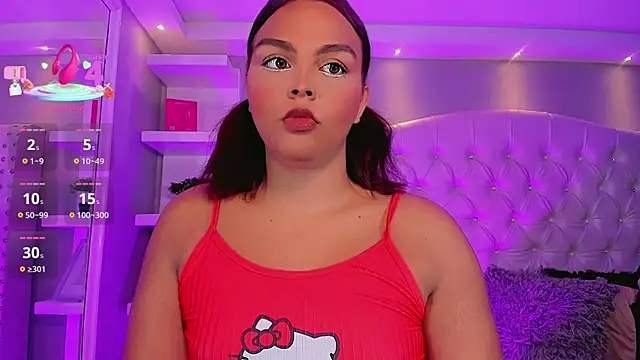 Snapshot of CamiiGarcia chatting on 12/14/25, 07:41 CamiiGarcia online show from 12/14/25, 07:41