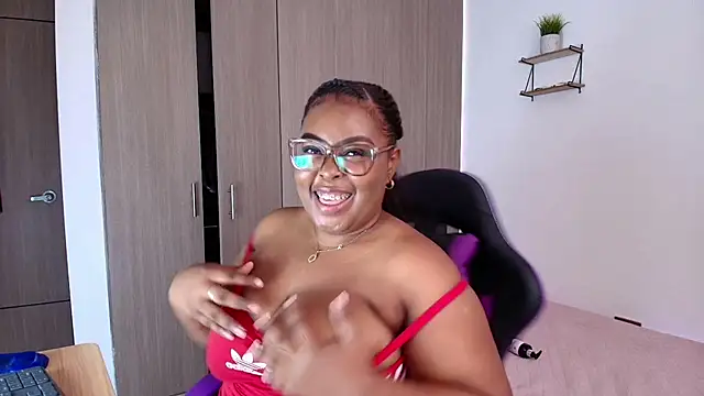 Maissa Williams online show from 02/02/25, 08:08