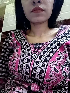 cute IndianBabe online show from 02/26/25, 12:20