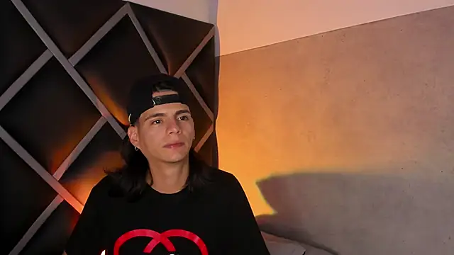 Martshall09 online show from 11/04/25, 09:29