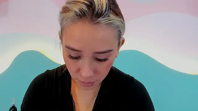 Lannajansen online show from 02/13/26, 01:44