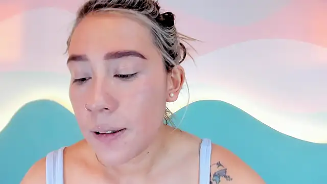 Lannajansen online show from 11/12/25, 02:21