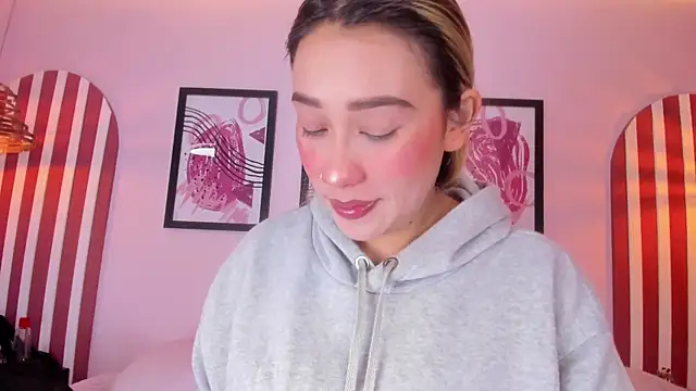 Lannajansen online show from 09/26/25, 01:51