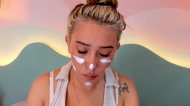 Lannajansen online show from 01/17/26, 03:15