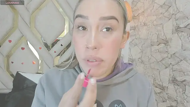 Lannajansen online show from 03/19/25, 05:17