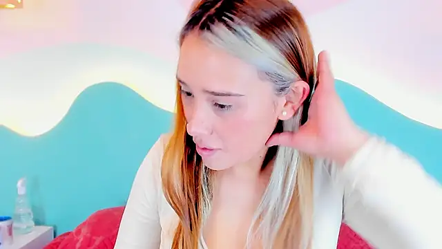 Lannajansen online show from 12/04/25, 02:49