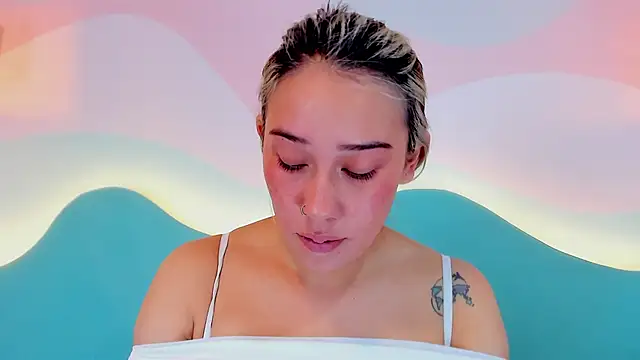 Lannajansen online show from 12/17/25, 01:38