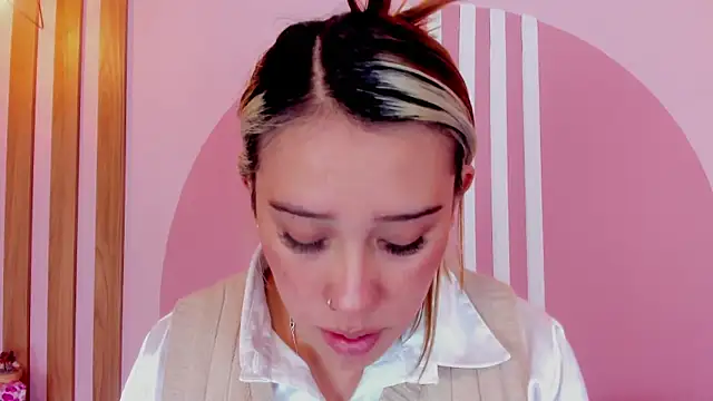 Lannajansen online show from 03/19/26, 01:44