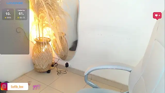 Snapshot of Sofi_BBW chatting on 03/02/26, 12:45 Sofi BBW online show from 03/02/26, 12:45