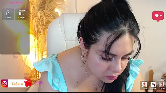 Snapshot of Sofi_BBW chatting on 06/16/26, 12:49 Sofi BBW online show from 06/16/26, 12:49