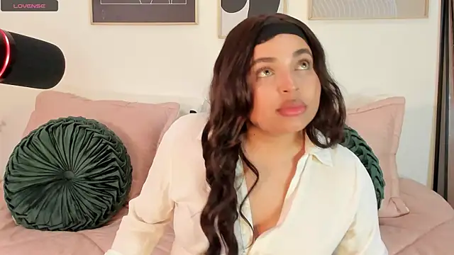 RachelRusso online show from 03/01/25, 04:58