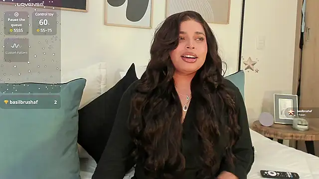 RachelRusso online show from 02/03/25, 12:47
