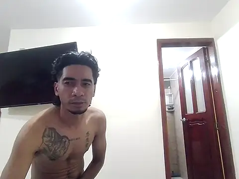 Snapshot of King_Liam chatting on 05/15/26, 07:17 King Liam online show from 05/15/26, 07:17
