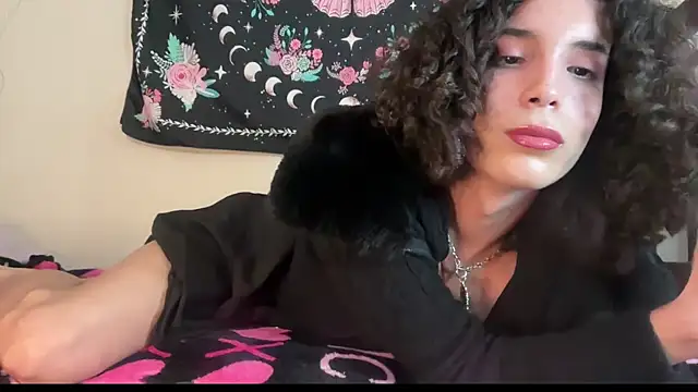 Snapshot of KatValentine222 chatting on 01/24/25, 10:08 KatValentine222 online show from 01/24/25, 10:08