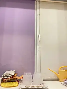 Snapshot of White_Lu chatting on 01/28/25, 01:18 White Lu online show from 01/28/25, 01:18