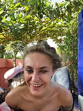 White Lu online show from 02/28/26, 02:22