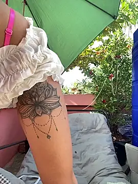 White Lu online show from 02/14/26, 02:23