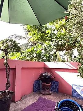 White Lu online show from 04/09/26, 01:40