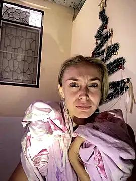 White Lu online show from 01/11/26, 03:13