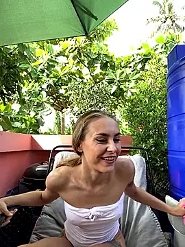 White Lu online show from 04/10/26, 02:18