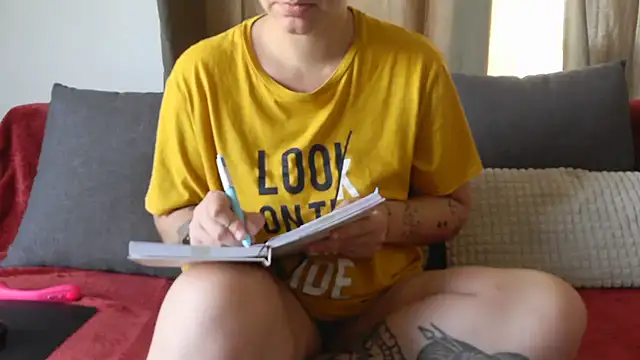bunnyfox420 online show from 05/23/26, 12:37