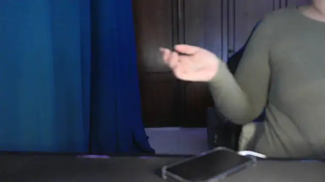 bunnyfox420 online show from 12/16/25, 05:17