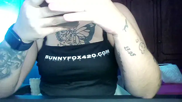 bunnyfox420 online show from 09/30/25, 03:18