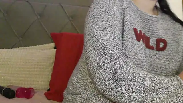 bunnyfox420 online show from 01/12/26, 05:20