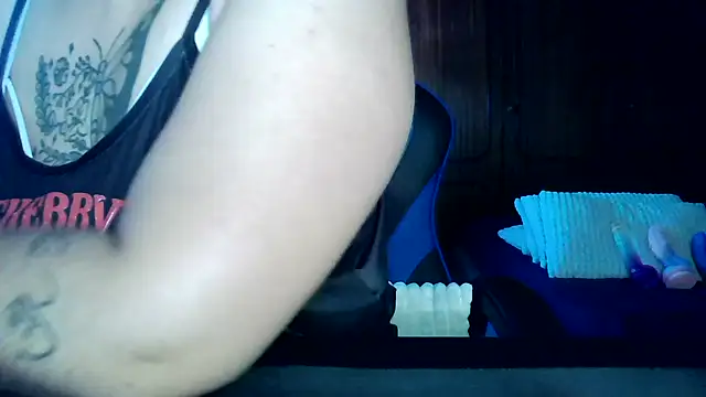 bunnyfox420 online show from 09/25/25, 04:46