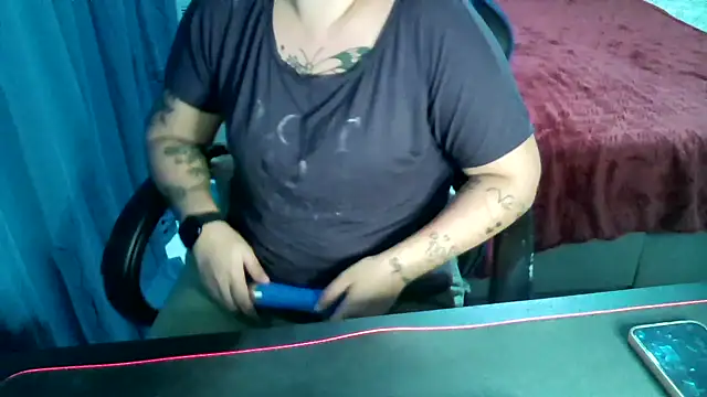 bunnyfox420 online show from 10/19/25, 07:16