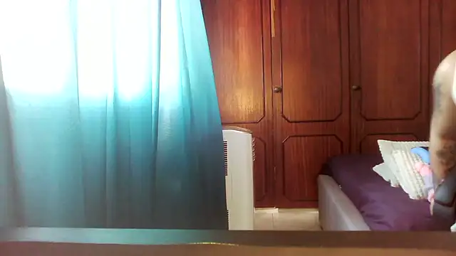 bunnyfox420 online show from 10/06/25, 01:56