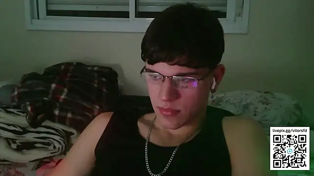 Snapshot of vitorsafado19 chatting on 10/09/25, 03:07 vitorsafado19 online show from 10/09/25, 03:07