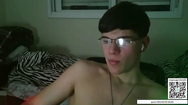 Snapshot of vitorsafado19 chatting on 10/16/25, 02:09 vitorsafado19 online show from 10/16/25, 02:09