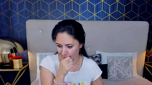 ValeryBlakes online show from 11/05/25, 07:50