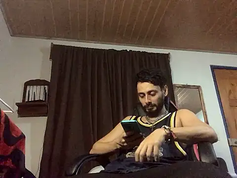 Nooneisthis online show from 05/10/26, 04:16