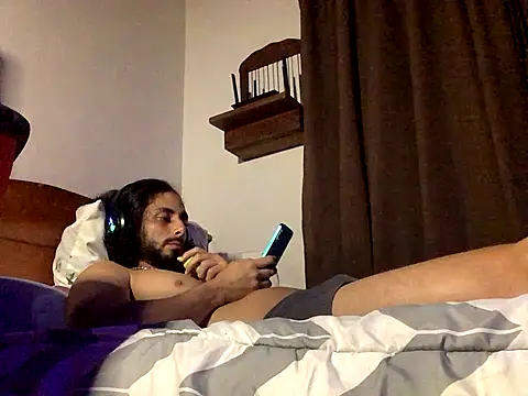 Nooneisthis online show from 11/24/25, 06:57